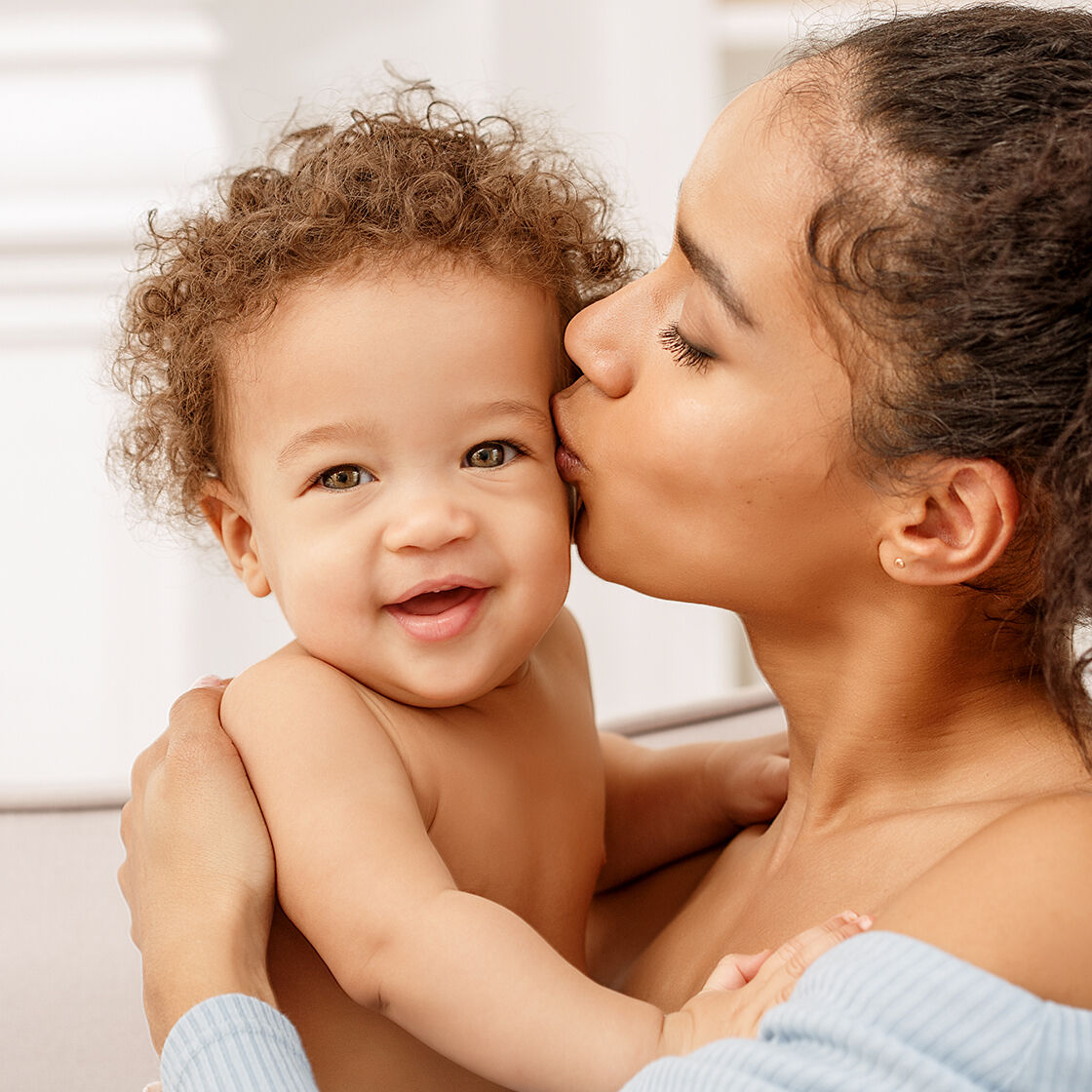 Should_you_moisturise_baby_skin-1